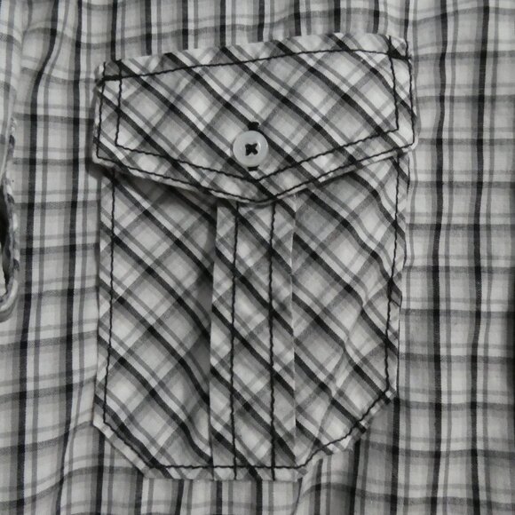 MICHAEL BRANDON | medium | Checkered Casual Button-Up Short Sleeve Shirt - Picture 6 of 16
